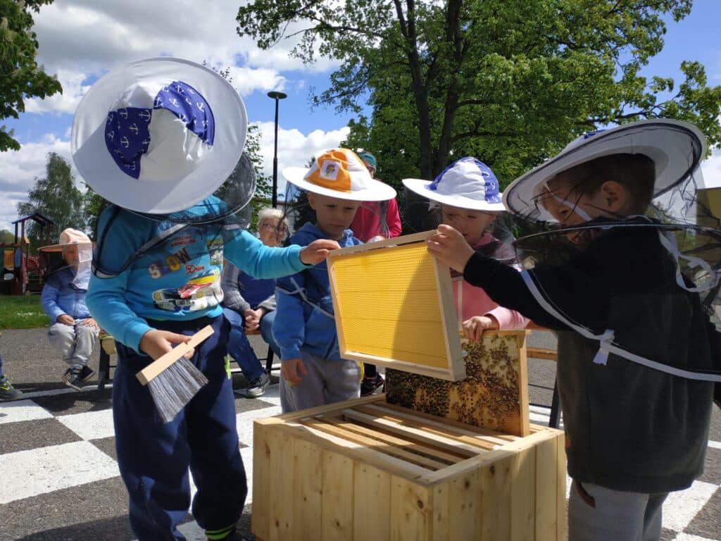 Včelí den pro děti ze školky